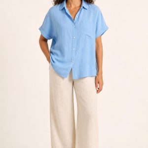 Women's Sky Camp Shirt worn with an adult model